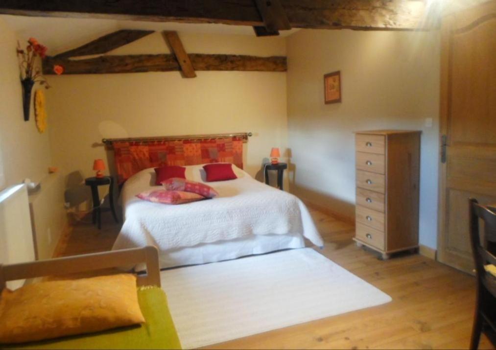 Chambres D'Hotes Du Bernes Nomdieu Екстер'єр фото